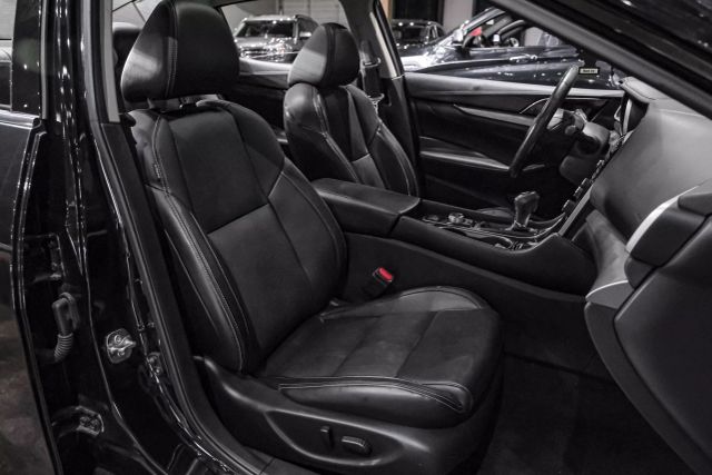 2017 Nissan Maxima SL (2017.5) Sedan 4D photo