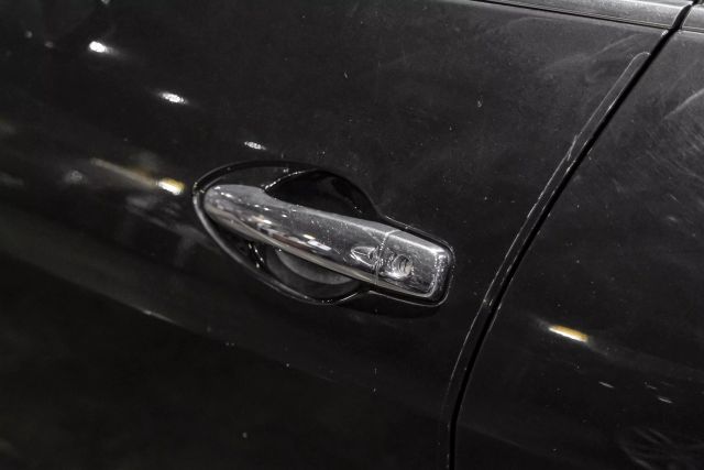 2017 Nissan Maxima SL (2017.5) Sedan 4D photo