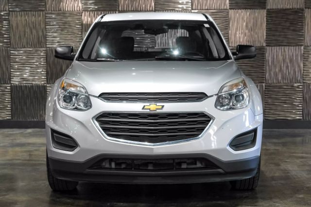2017 Chevrolet Equinox LS Sport Utility 4D photo