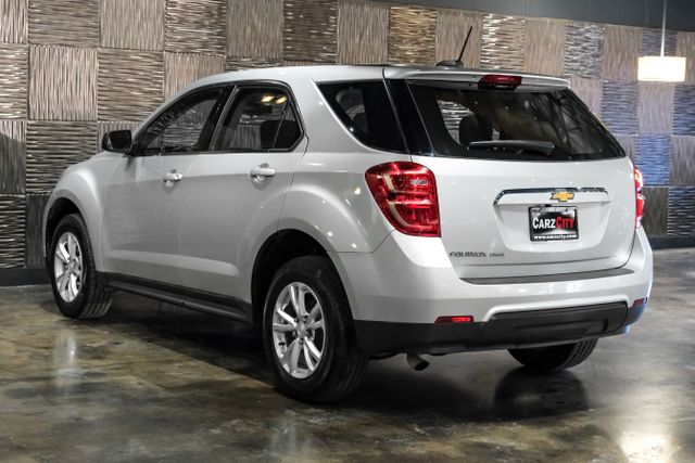 2017 Chevrolet Equinox LS Sport Utility 4D photo