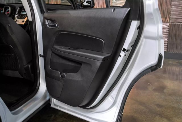 2017 Chevrolet Equinox LS Sport Utility 4D photo