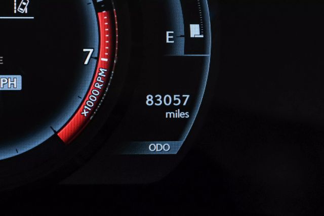 2017 Lexus IS 350 photo