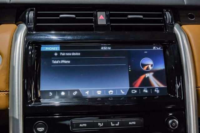 2019 Land Rover Discovery HSE Luxury Sport Utility 4D photo