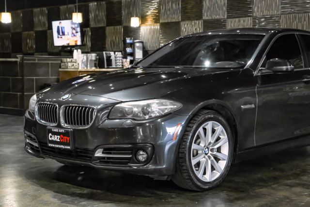 2016 BMW 5-Series 535i Sedan 4D photo