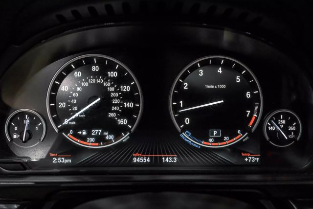 2016 BMW 5-Series 535i Sedan 4D photo