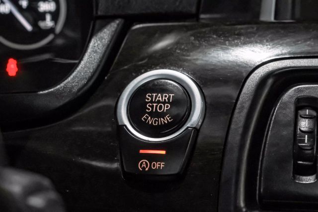 2016 BMW 5-Series 535i Sedan 4D photo