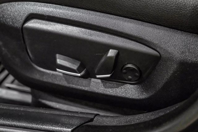 2016 BMW 5-Series 535i Sedan 4D photo