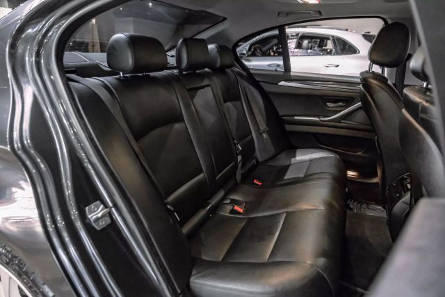 2016 BMW 5-Series 535i Sedan 4D photo