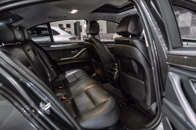 2016 BMW 5-Series 535i Sedan 4D photo