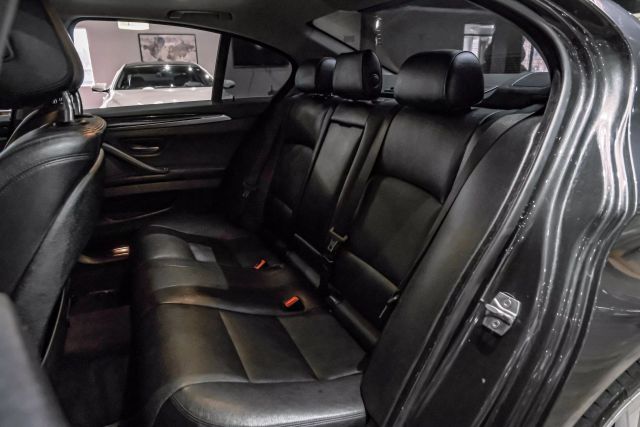 2016 BMW 5-Series 535i Sedan 4D photo