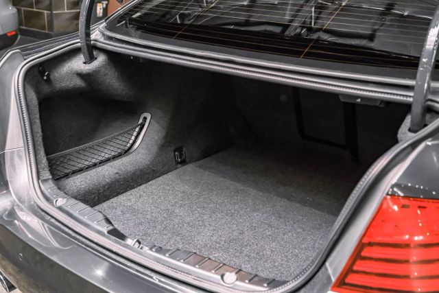 2016 BMW 5-Series 535i Sedan 4D photo