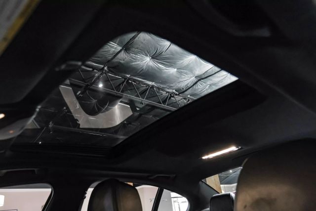 2017 BMW 5-Series 530i Sedan 4D photo