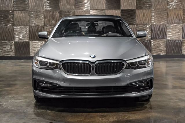 2017 BMW 5-Series 530i Sedan 4D photo
