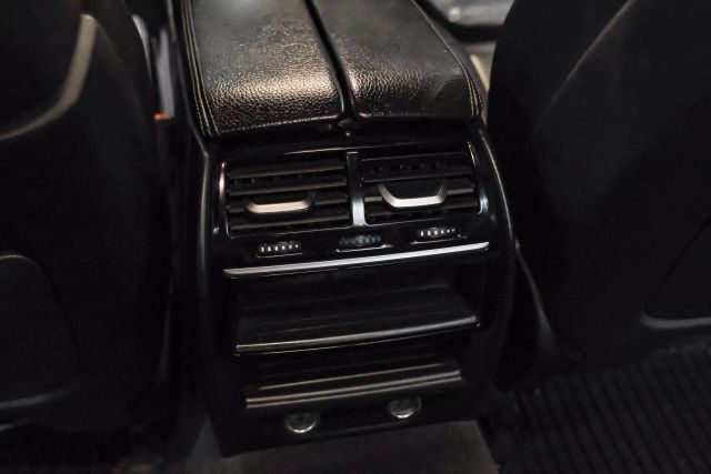 2017 BMW 5-Series 530i Sedan 4D photo