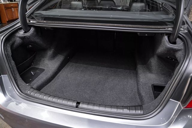 2017 BMW 5-Series 530i Sedan 4D photo
