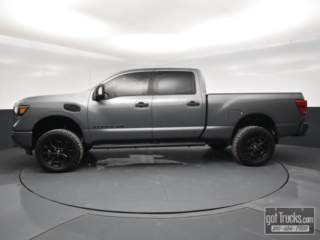 2019 Nissan Titan XD SL photo