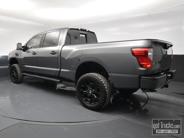 2019 Nissan Titan XD SL photo