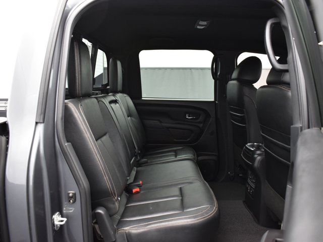2019 Nissan Titan XD SL photo