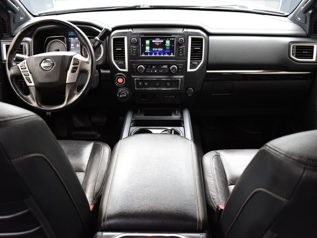 2019 Nissan Titan XD SL photo