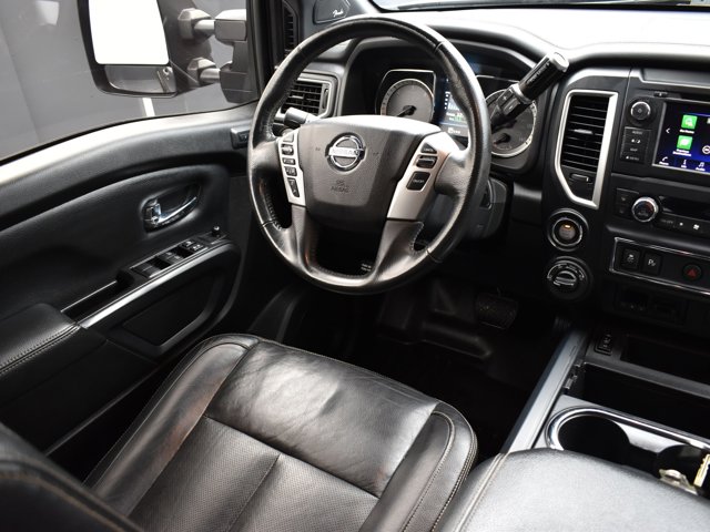 2019 Nissan Titan XD SL photo