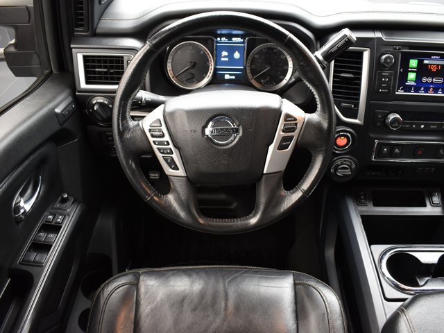 2019 Nissan Titan XD SL photo