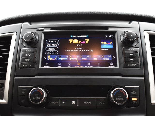2019 Nissan Titan XD SL photo