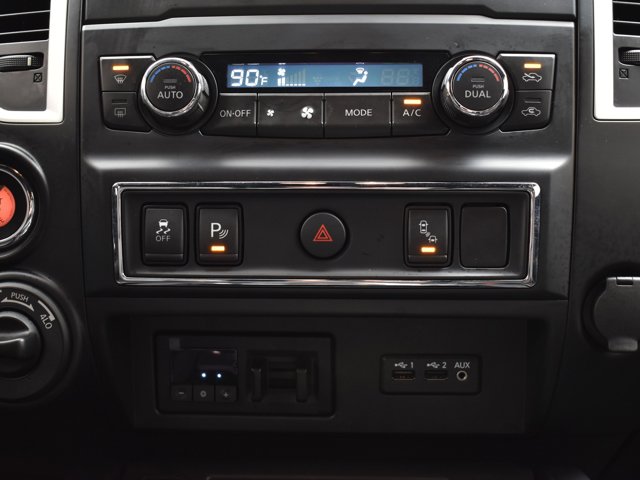 2019 Nissan Titan XD SL photo