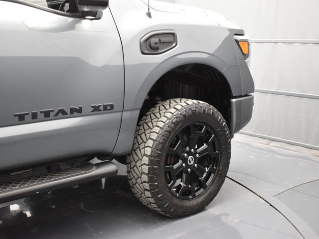 2019 Nissan Titan XD SL photo