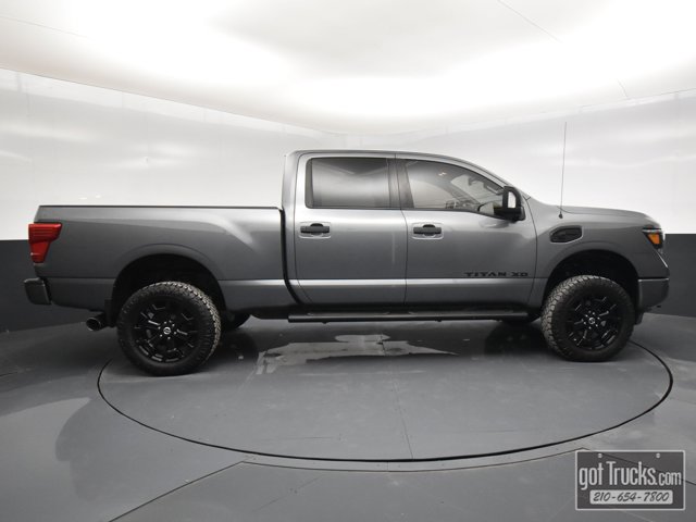 2019 Nissan Titan XD SL photo