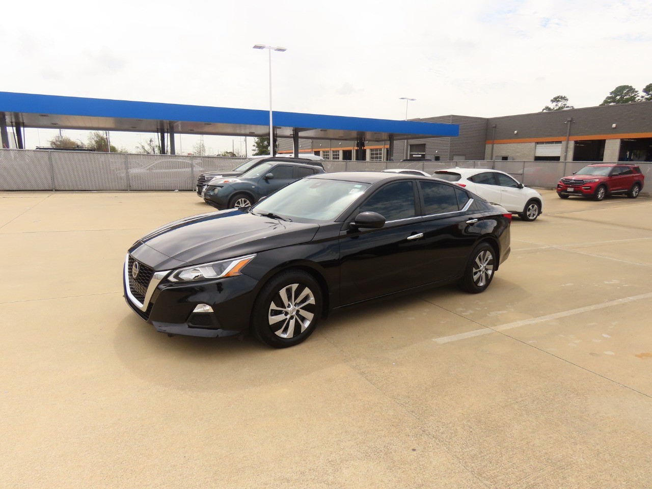 used 2021 Nissan Altima car, priced at $19,999