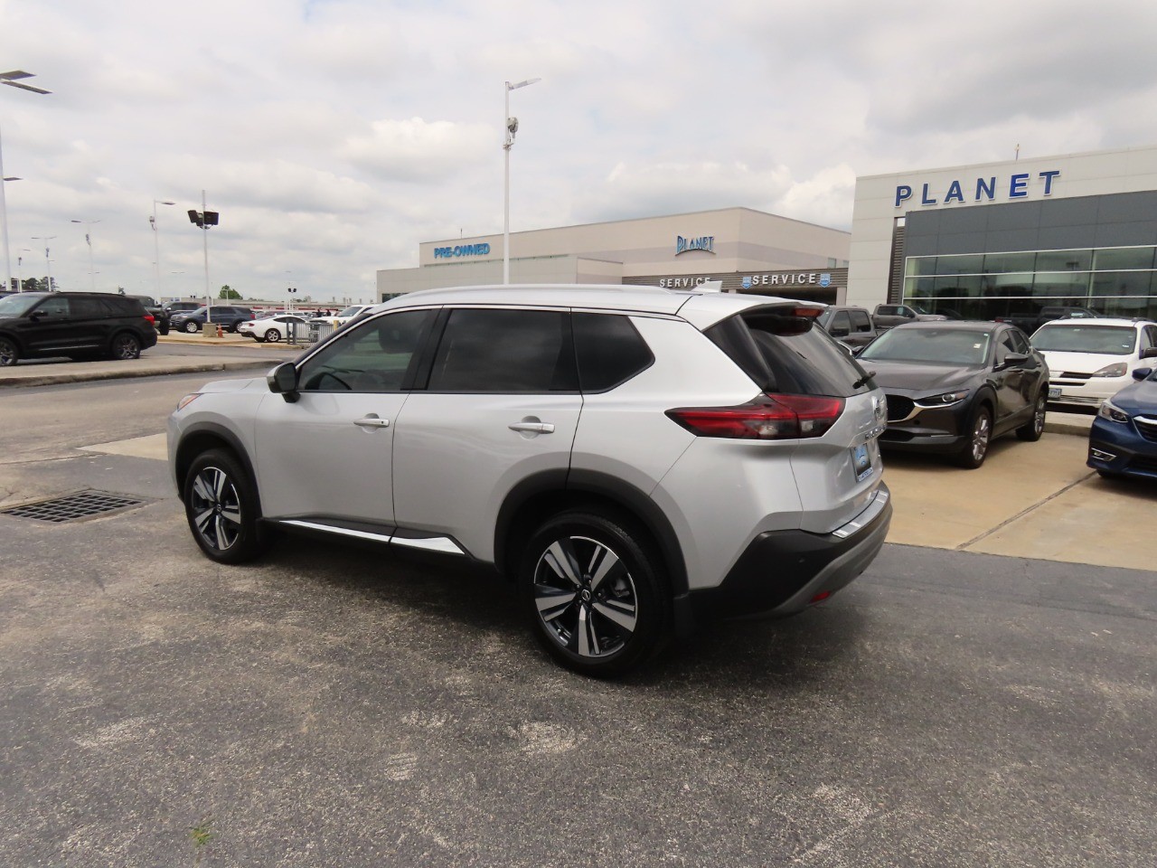 used 2021 Nissan Rogue car, priced at $29,999