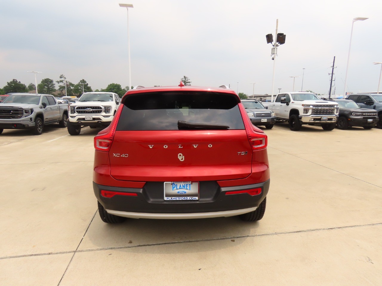 used 2019 Volvo XC40 car, priced at $28,999