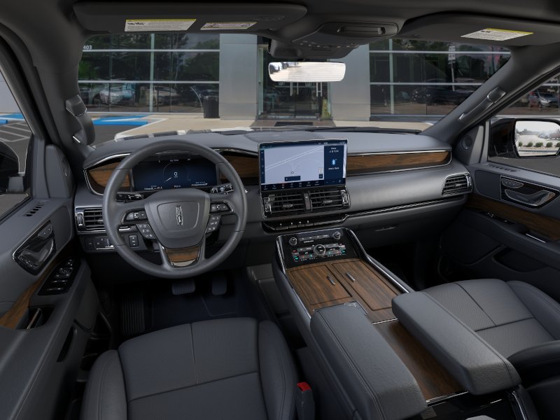 new 2024 Lincoln Navigator car, priced at $87,655