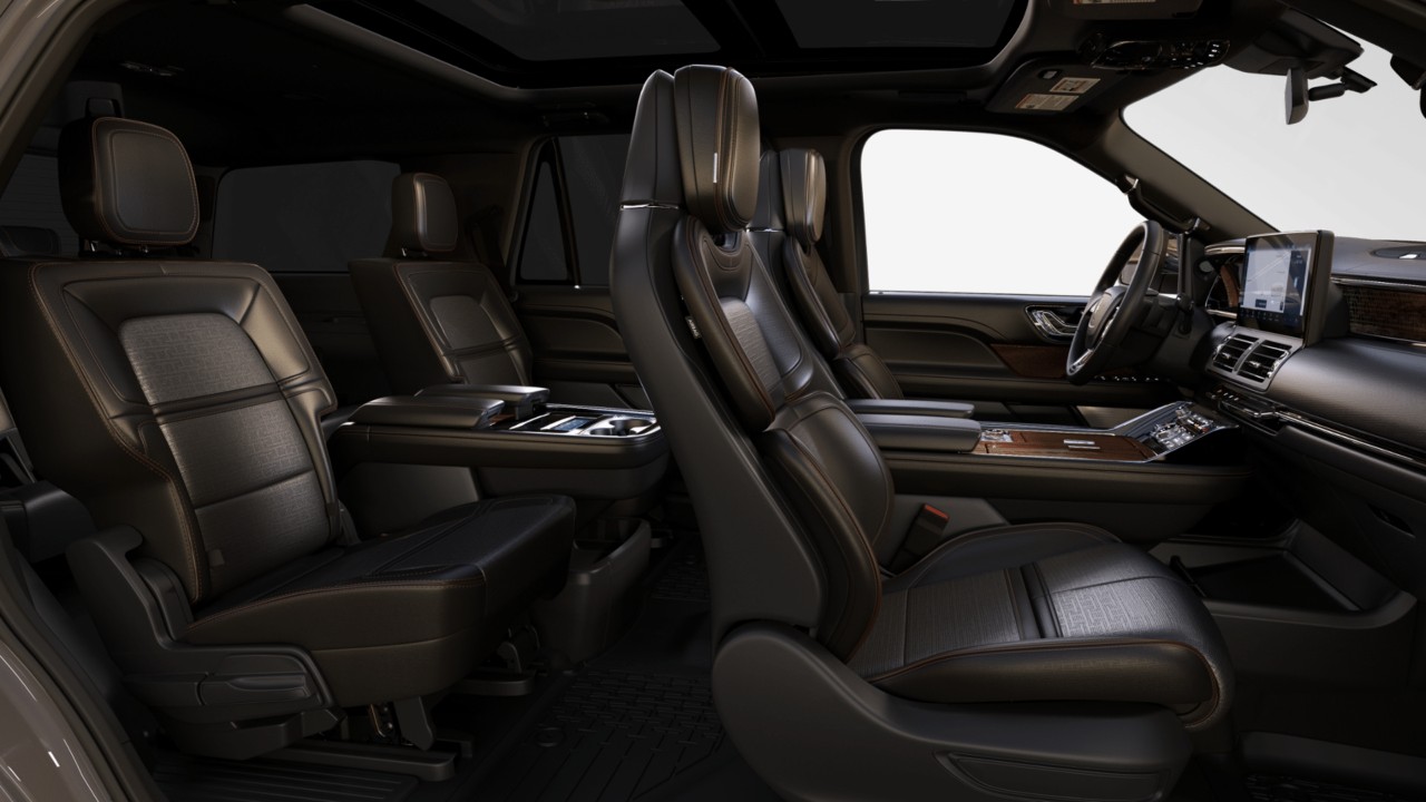 new 2024 Lincoln Navigator car, priced at $115,690