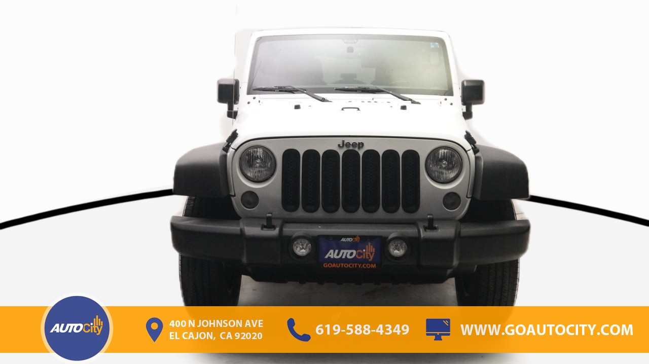 used 2015 Jeep Wrangler Unlimited car, priced at $19,950