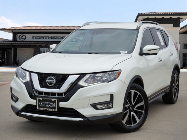 used 2020 Nissan Rogue car, priced at $17,900