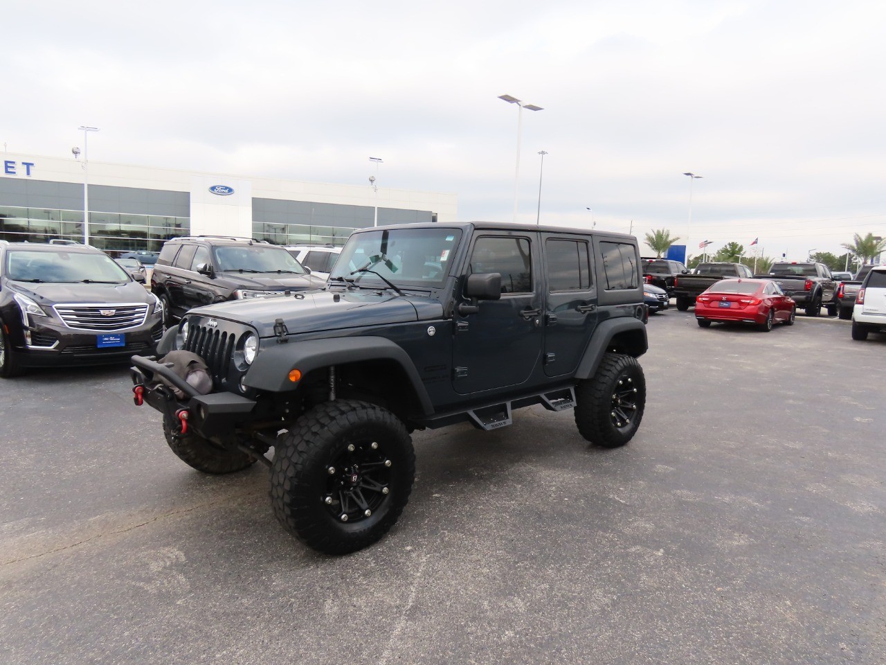 used 2016 Jeep Wrangler Unlimited car, priced at $20,999