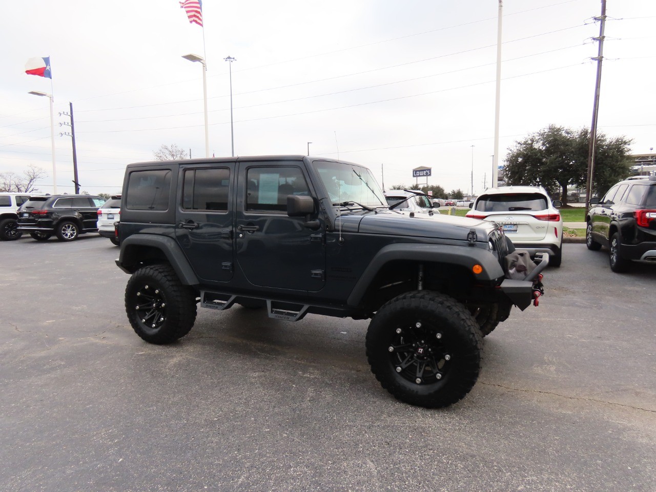 used 2016 Jeep Wrangler Unlimited car, priced at $20,999