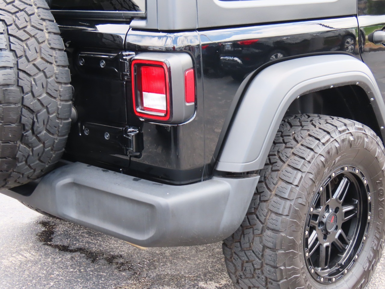 used 2021 Jeep Wrangler car, priced at $29,999