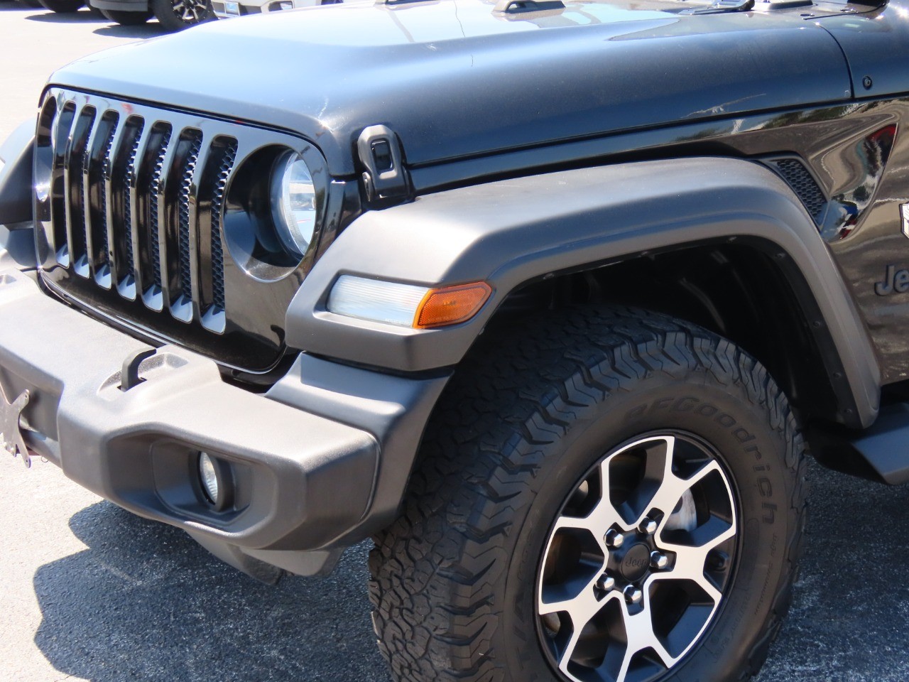 used 2020 Jeep Wrangler Unlimited car, priced at $23,999