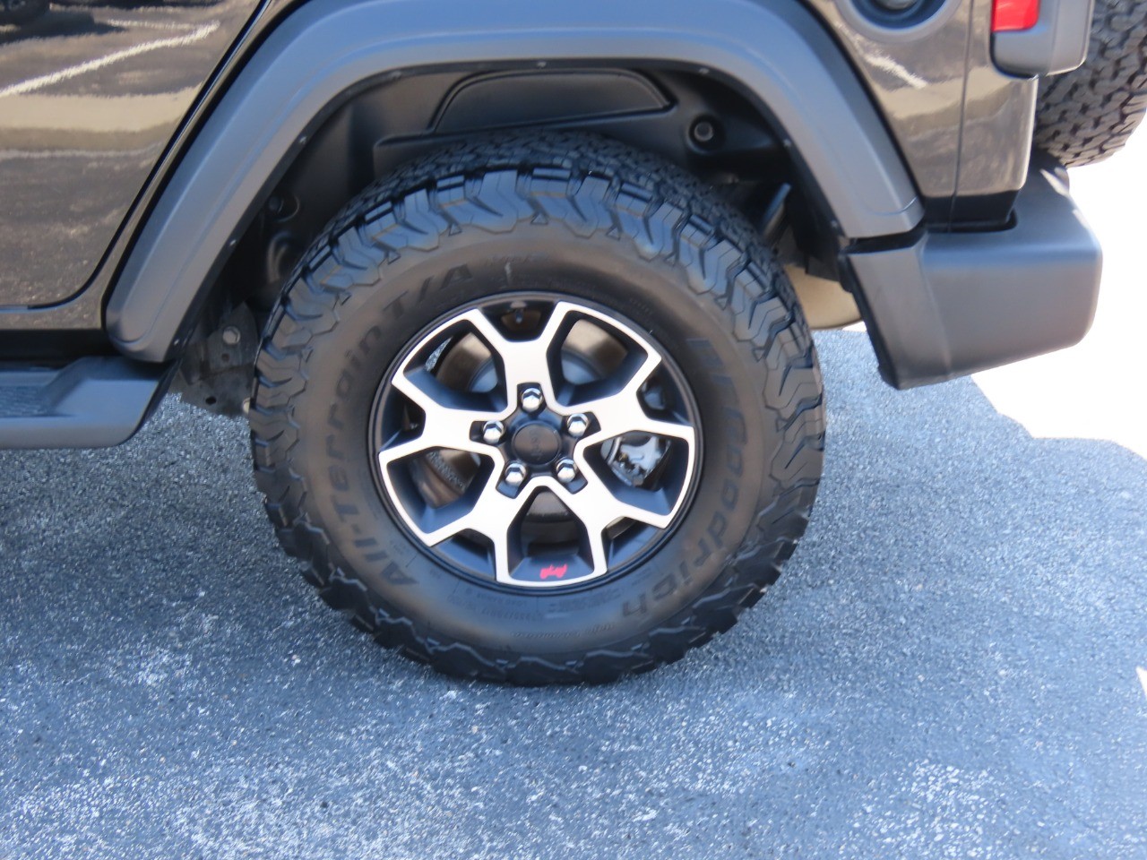 used 2020 Jeep Wrangler Unlimited car, priced at $23,999