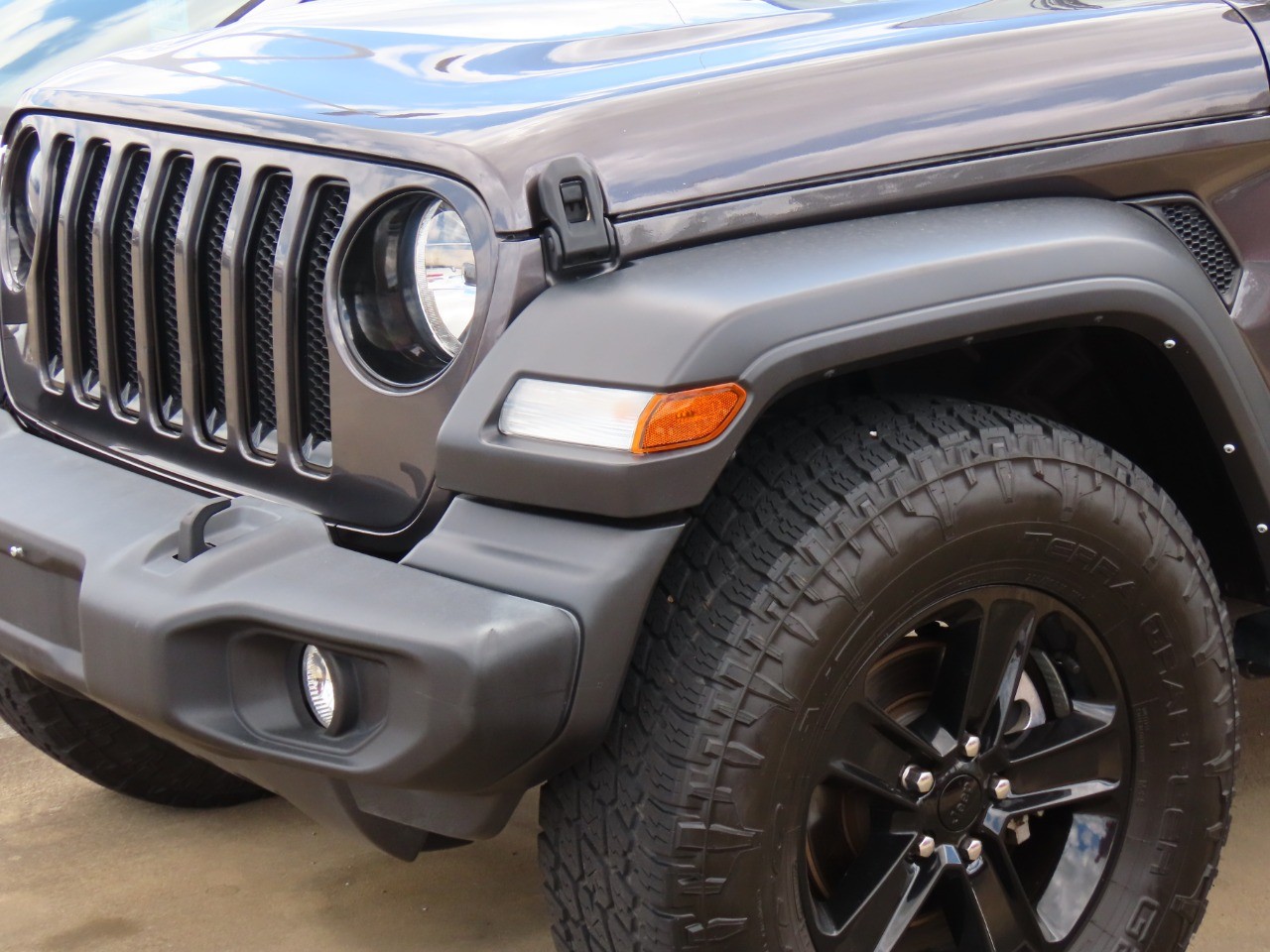 used 2022 Jeep Wrangler car, priced at $32,999