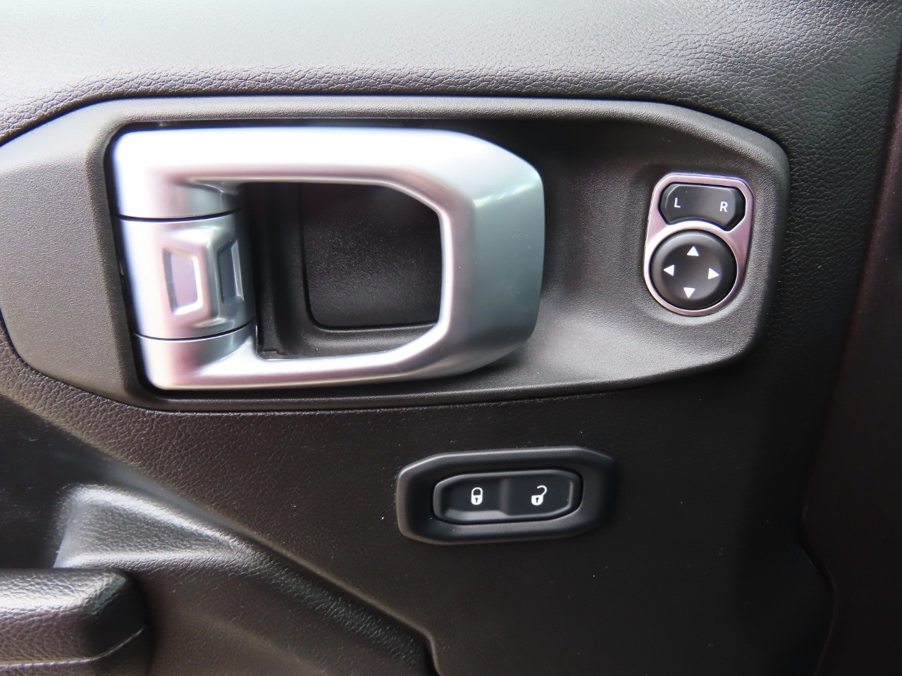 used 2022 Jeep Wrangler car, priced at $32,999