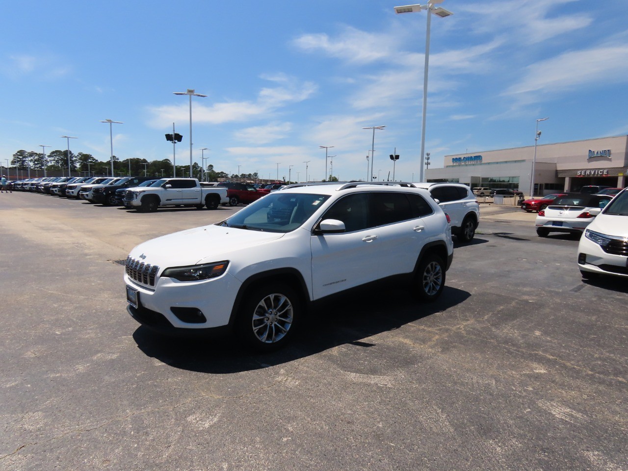 used 2021 Jeep Cherokee car