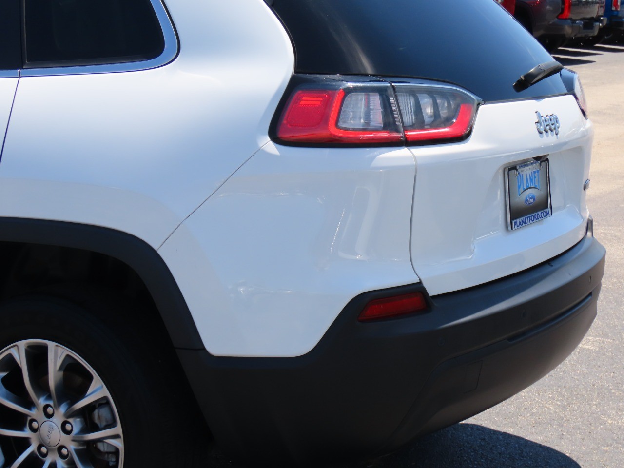 used 2021 Jeep Cherokee car, priced at $17,999