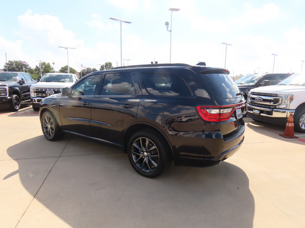 used 2018 Dodge Durango car, priced at $19,999