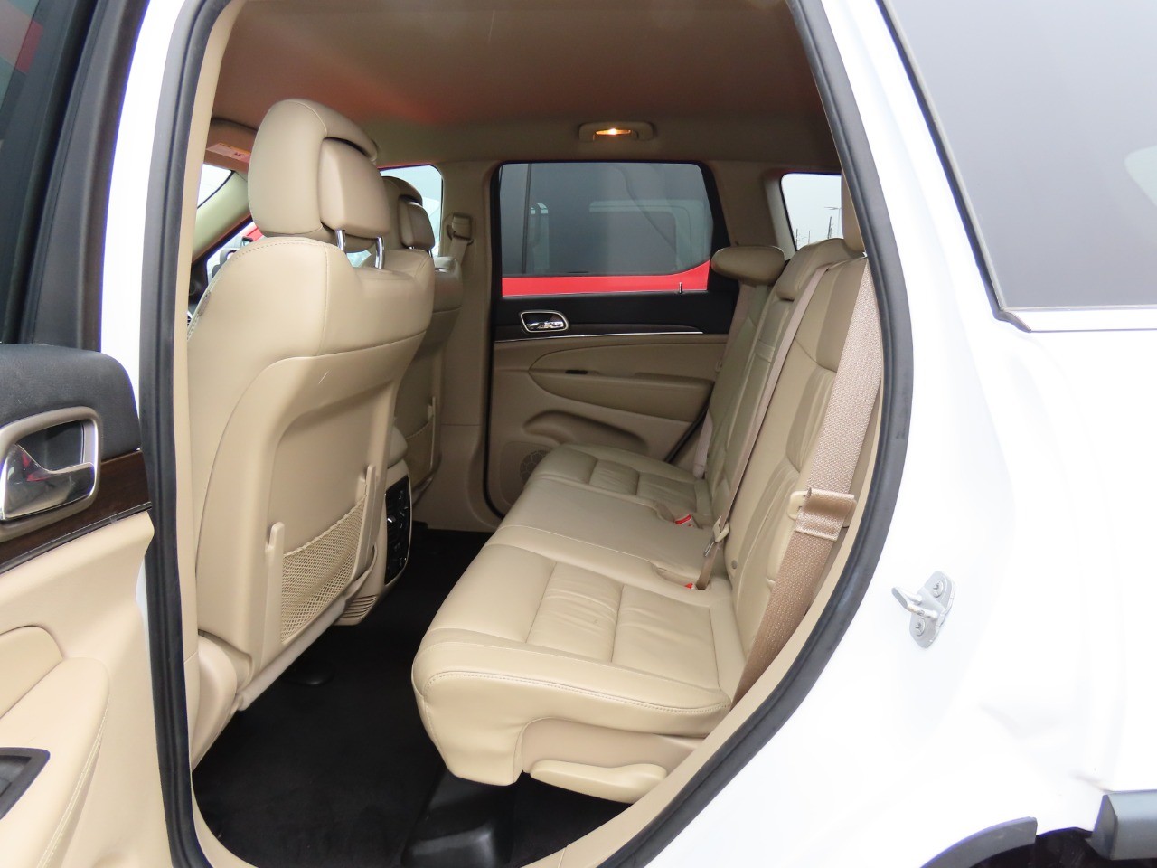 used 2014 Jeep Grand Cherokee car, priced at $9,999