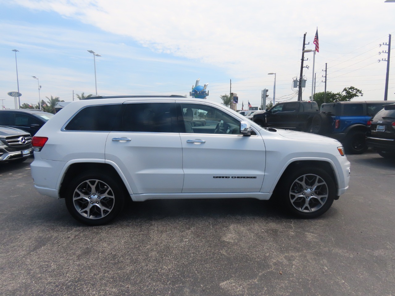 used 2020 Jeep Grand Cherokee car, priced at $33,999