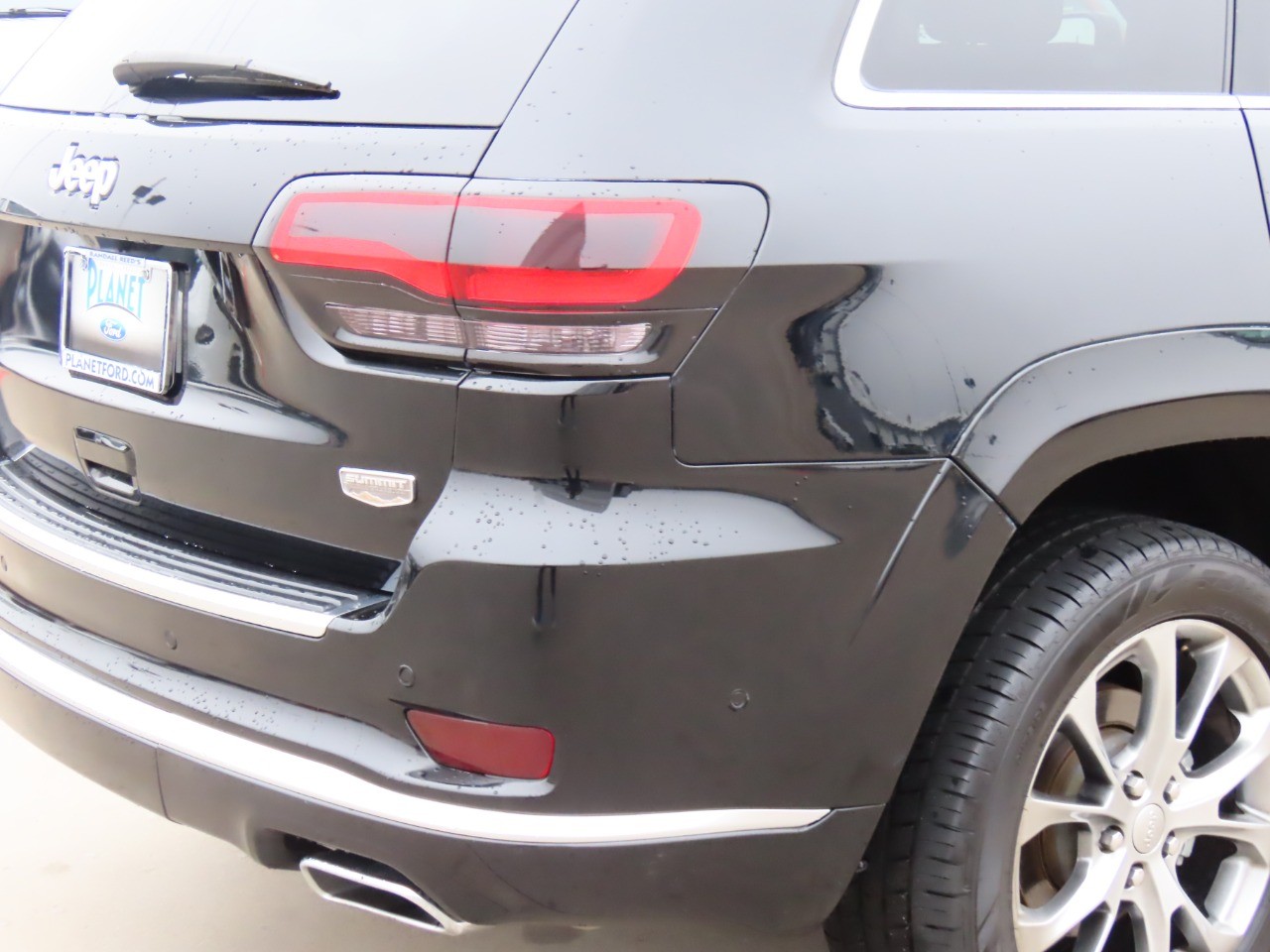 used 2020 Jeep Grand Cherokee car, priced at $29,999