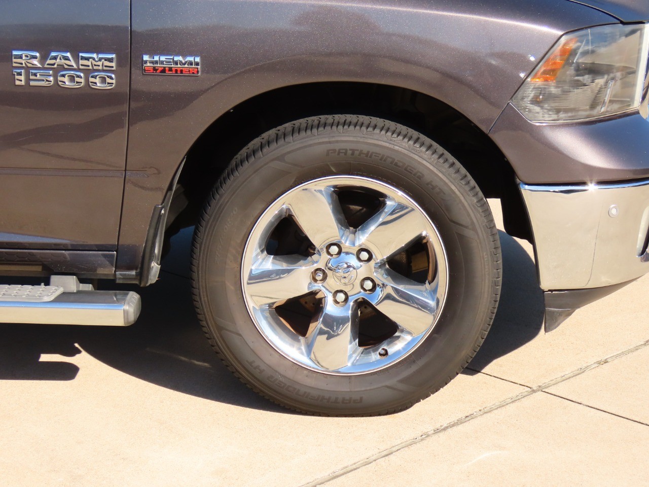 used 2015 Ram 1500 car, priced at $13,999